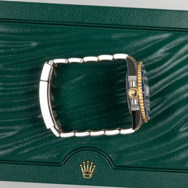 Rolex Submariner 116613 LB Image 2